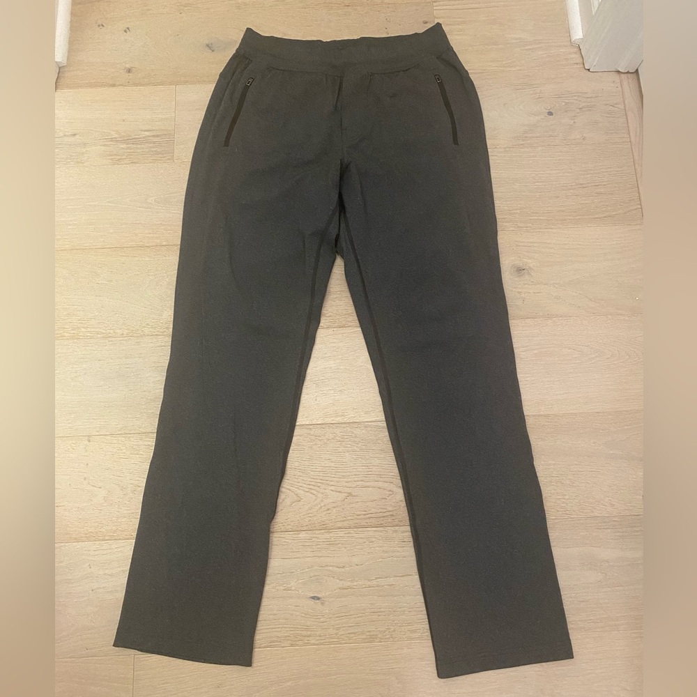 Men Lululemon Gray Pants Size Large with Drawstring Sweatpants